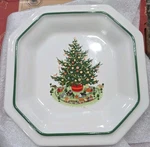 Vintage Pfaltzgraff Christmas Heritage Mint Tray Candy Dish Sandwich Plate New. Fixed Price $18.00.
