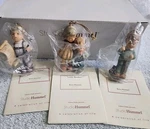 Goebel Studio Hummel Christmas Ornament Set #96034 Retired With Coa. Fixed Price $17.99.