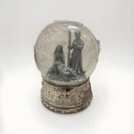 2001 Wallace Silversmiths Musical Mary Joseph Manger Bethlehem Snow Globe & Box. Fixed Price $22.50.