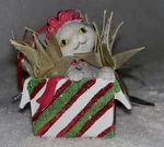 Midwest Of Cannon Falls Christmas Ornaments Cat Kitten In Gift Present Nwt. Fixed Price $9.99.
