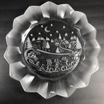 Mikasa Silent Night Round Glass Dish Serving Platter 958 947 Christmas Santa. Fixed Price $14.50.