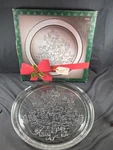 American Glass By Indiana - 13 Christmas Tree Platter Plate Serving Tray. Fixed Price $15.00.
