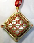 Waterford 2015 Holiday Heirlooms Nostalgic Pearl Pillow Ornament Boxed W/tag. Fixed Price $140.00.