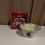 Spode Christmas Tree Hexagonal Nut Bowl 16CM 7IN S3324-A15 White Green Trim. Fixed Price $22.56.