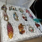 Old World Christmas Tree Ornament Collection Merck Familys W/ Original Box 2004. Fixed Price $110.00.