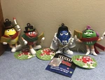 Lot 4 M&m Ornaments Kurt Adler '08 Yellow, Red, Green Carolers, Elvis. Fixed Price $36.00.