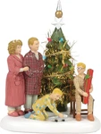 Christmas Story Village Accessories Family Opens Their Gifts Lit Figurine,. Fixed Price $156.16.