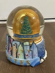 Radio City Christmas Spectacular Musical Glitter 3D Snow Globe Santa W/box. Fixed Price $21.69.