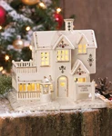 Lenox Mistletoe Park Lighted The Ski Lodge Figurine Treasures Christmas New. Fixed Price $160.00.