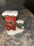 Lemax Christmas Village Accessory Outhouse With Raccoon Figure #64481 2 3/4" 1A. Fixed Price $7.99.