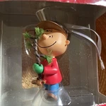 Charlie Brown Hallmark Peanuts Red Box Ornament 2HCM5425 - Nib. Fixed Price $24.00.