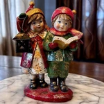 Vtg Christmas Caroling Figurine Children Singing Carols Lantern Charles Dickens. Fixed Price $17.50.