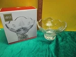 Mikasa 6" Footed Bowl Celebration Christmas Night Scalloped Candy Dish. Fixed Price $20.99.