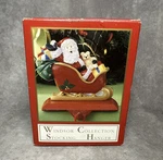 Windsor Collection Santa Sleigh Stocking Holder Cast Iron Base Resin Christmas. Fixed Price $14.99.
