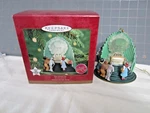 2000 Hallmark QLX7361 Great Oz" Wizard Of Ornament. Fixed Price $34.99.
