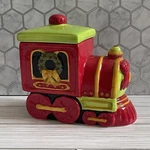 Earthenware Holiday Time Candy Jar Christmas Wreath Train W/lid 19.6OZ. Fixed Price $6.00.