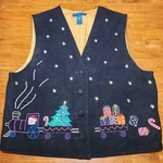 Karen Scott Sport Christmas Holiday Vest Acrylic Size Medium Black With Train. Fixed Price $14.50.