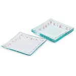 The Pampered Chef Pink Daisy Dessert Plates Set Of 4 #2819 7" Glass Floral. Fixed Price $9.49.