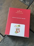 Hallmark Keepsake Santa's Purr-fect Helper 2021 **new / Free Shipping**. Fixed Price $9.99.