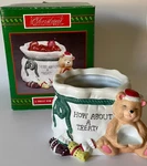 House Of Lloyd Christmas Around The World Bear Treat Bag Candy Dish Ceramic Box. Fixed Price $16.99.