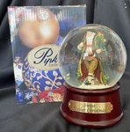 2007 Pipka Musical Snow Globe Swiss Father Christmas Plays We Wish You Box. Fixed Price $19.99.
