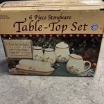 Royal Seasons 6 Piece Stoneware Christmas Table-top Set Snowmen Pattern. Fixed Price $25.00.