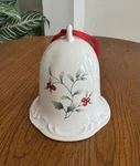 Pfaltzgraff Winterberry Mistletoe Holiday Bell Ornament 1992. Fixed Price $8.00.