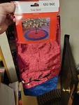 Holiday Style Christmas Tree Skirt 40" Red Burgundy W/leaf Accents New. Fixed Price $9.00.