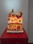 Avon Holiday Porcelain Plug Nightlight And Diffuser W/ Box (rb). Fixed Price $16.99.