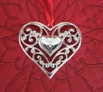 Lenox Sparkle & And Scroll Christmas Heart Ornament Nib - Clear Crystal. Fixed Price $6.99.
