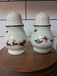 Pfaltzgraff Snow Village Perennials Salt Pepper Shaker Set Vtg Christmas Santa. Fixed Price $11.99.