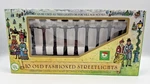 Vtg Santa World Kurt Adler 10 Old Fashioned Streetlamp Lights With Wreaths. Fixed Price $18.00.