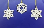 Lenox Mini Snowflake 3-PIECE Ornament Set. Fixed Price $32.50.