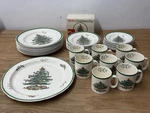 Spode England Christmas Tree S3324 Pattern 35-PIECE Set Service For 8. Fixed Price $299.95.