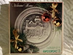 Arcoroc Welcome Home Christmas Dessert Plates Set Of 4 Made In France. Fixed Price $29.99.