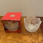 Mikasa Votive Santa's Flight Reindeer Frosted Crystal Glass Holiday Classics. Fixed Price $9.71.