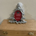 Christmas Tree Ornament Picture Frame Studio Decor. Fixed Price $6.00.